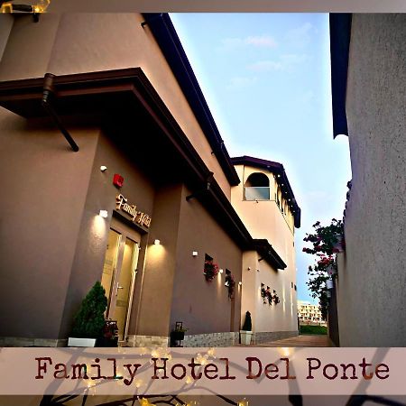 Del Ponte Hotell Svilengrad Exteriör bild